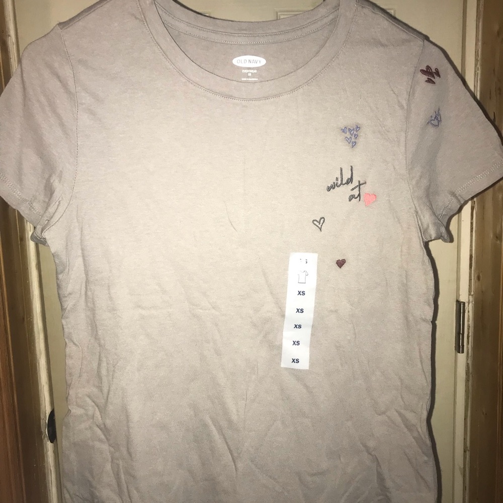 Old Navy t-shirt Wild at ❤️